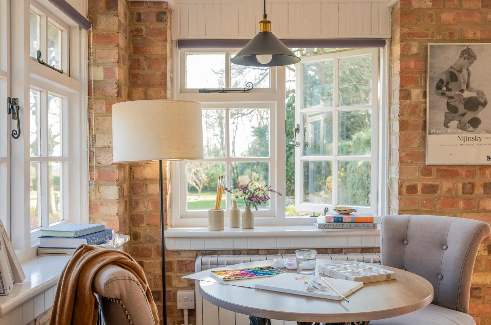 Old Mill Lodge By Huluki Sussex Stays Hurstpierpoint Dış mekan fotoğraf